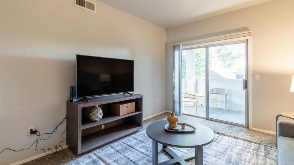 Landing Modern Apartment with Amazing Amenities (ID8418X16) Apartment in Mesa