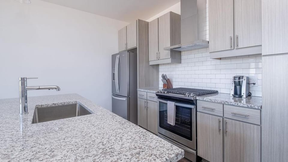 Landing Modern Apartment with Amazing Amenities (ID6766X37) Apartment in Birmingham