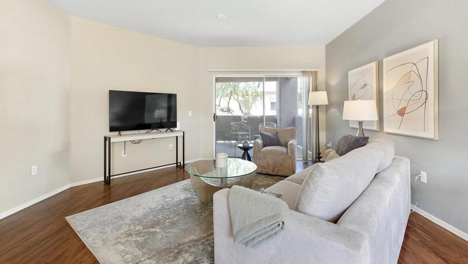 Landing Modern Apartment with Amazing Amenities (ID2893X70) Apartment in Tortolita