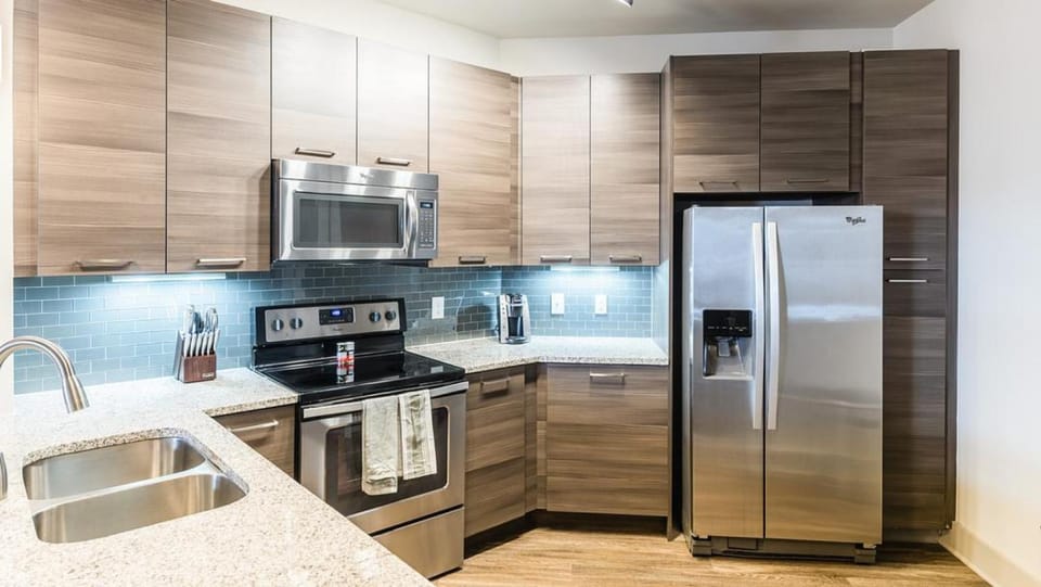 Landing Modern Apartment with Amazing Amenities (ID8181X74) Apartment in Charlotte