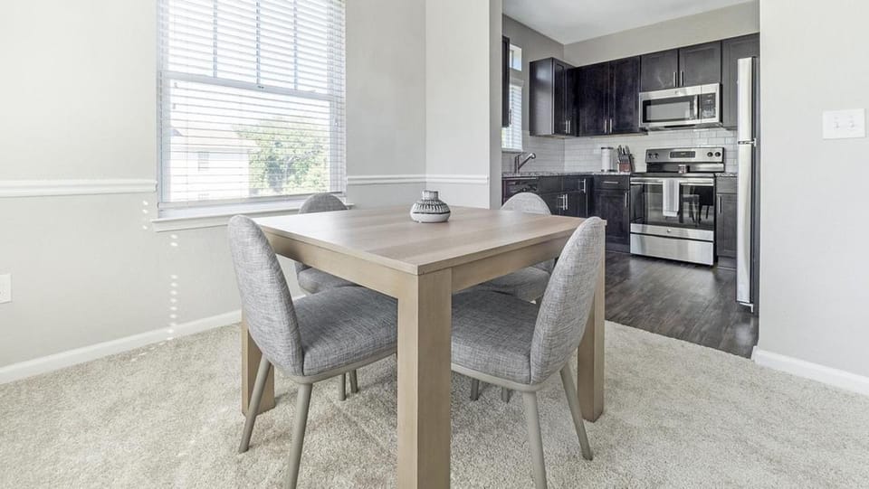 Landing Modern Apartment with Amazing Amenities (ID1175X981) Apartment in Johns Island