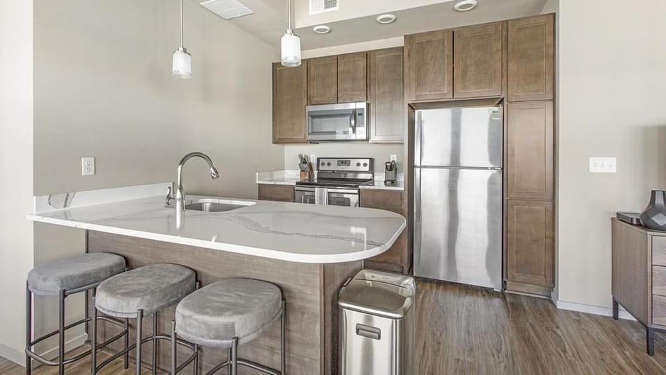 Landing Modern Apartment with Amazing Amenities (ID1220X094) Apartment in Omaha