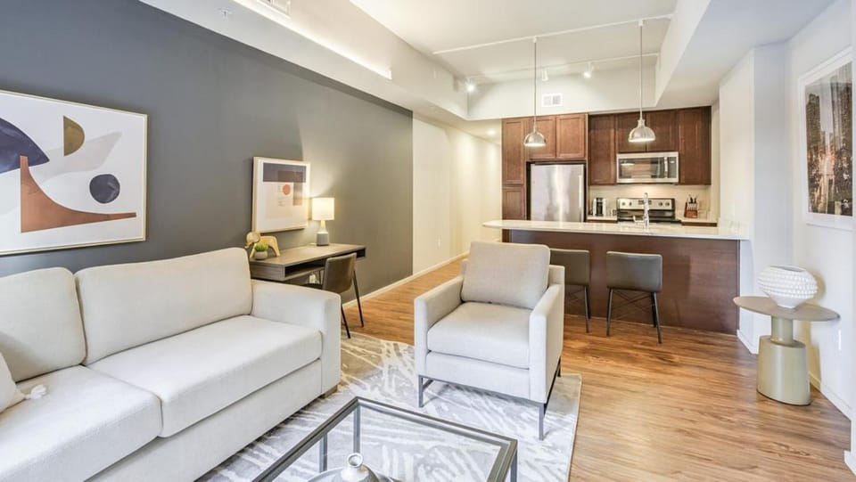 Landing Modern Apartment with Amazing Amenities (ID8368X66) Apartment in Council Bluffs