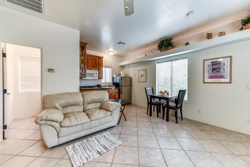 4 Mi to San Tan Mtn Trails: Arizona Studio! Apartment in Gilbert