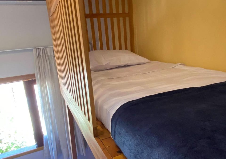 bunk bed
