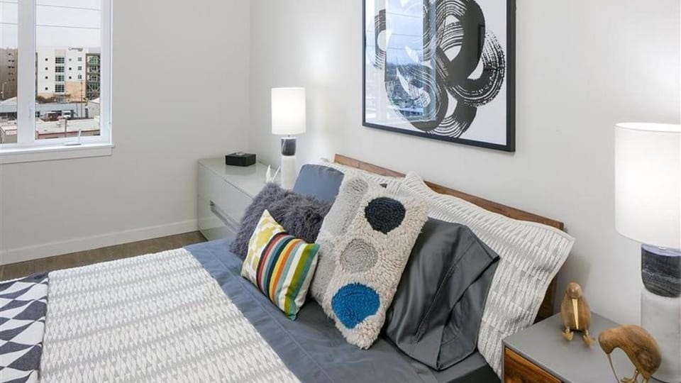 Landing Modern Apartment with Amazing Amenities (ID4744) Apartment in Beaverton