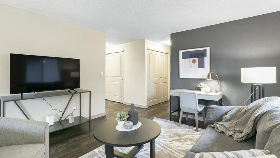 Landing Modern Apartment with Amazing Amenities (ID8880X29) Apartment in Federal Way