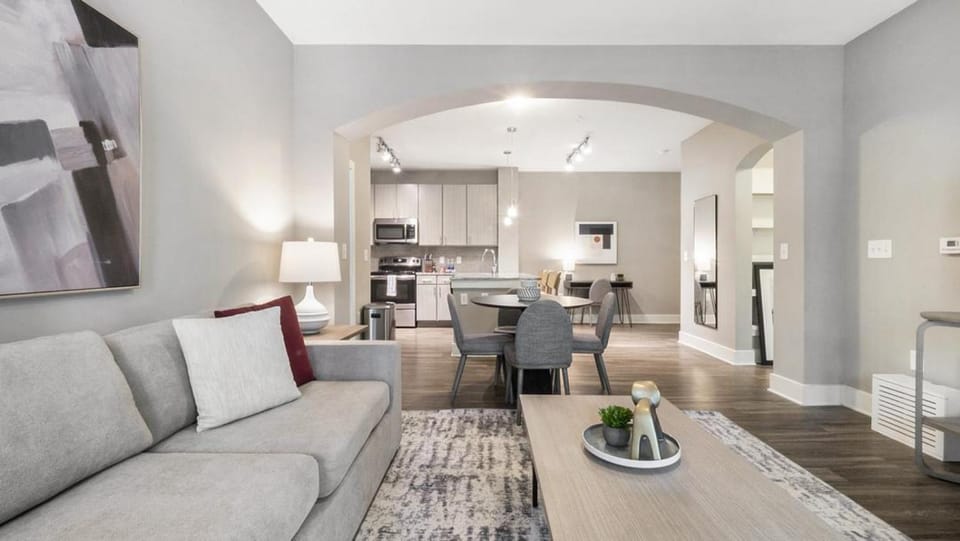 Landing Modern Apartment with Amazing Amenities (ID1663X0) Apartment in Stono River