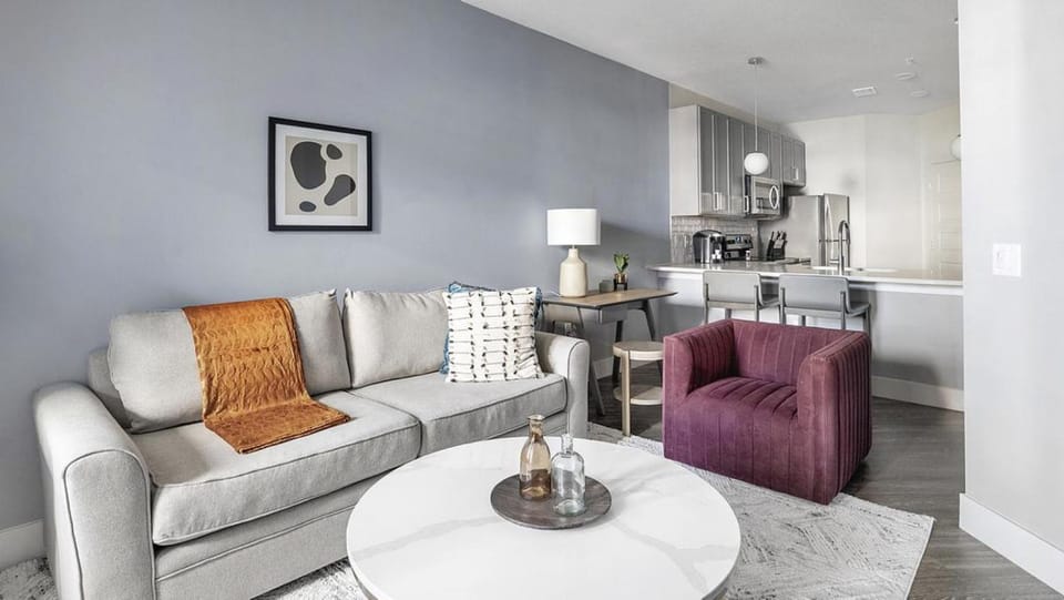 Landing Modern Apartment with Amazing Amenities (ID4332X66) Apartment in Orlando