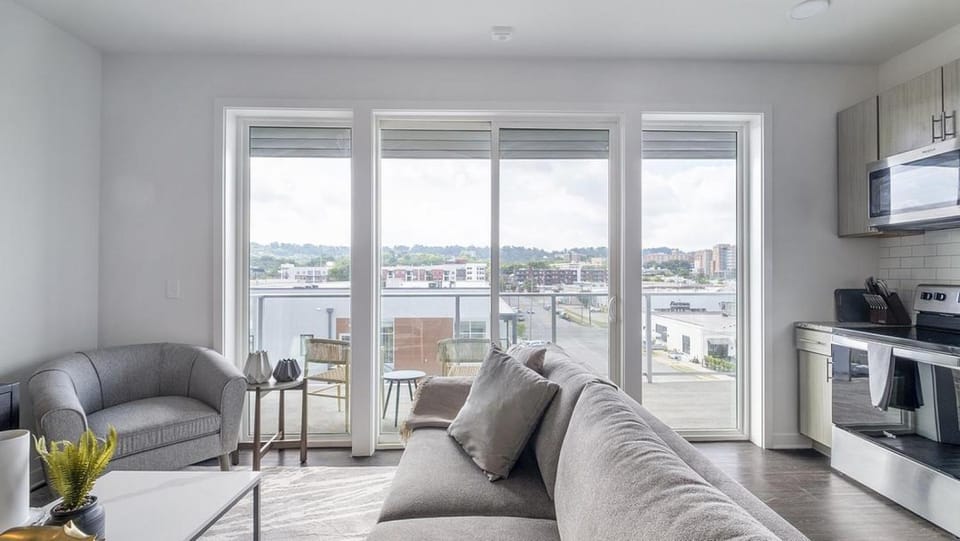 Landing Modern Apartment with Amazing Amenities (ID6766X28) Apartment in Birmingham