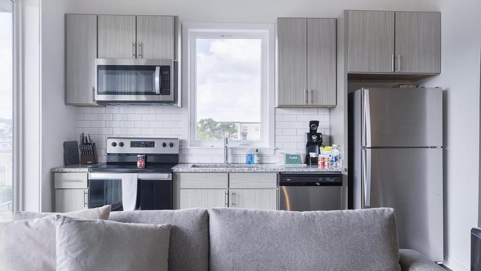 Landing Modern Apartment with Amazing Amenities (ID6766X28) Apartment in Birmingham