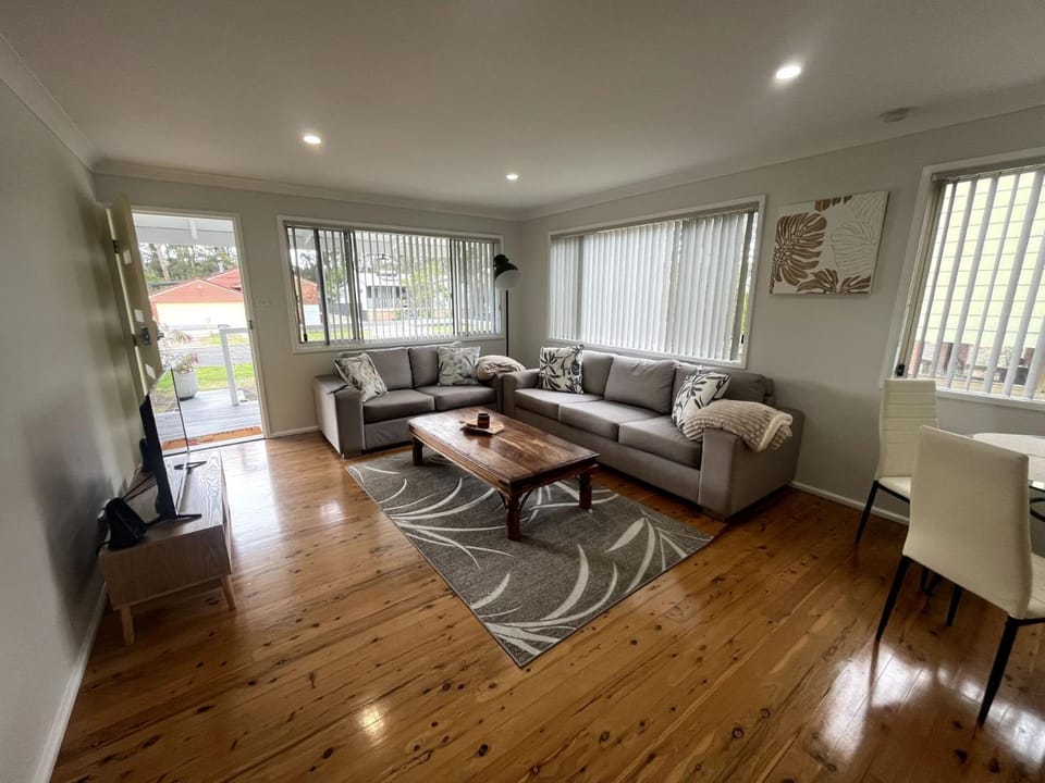 Oasis on The Park by Book Jervis Bay House in Saint Georges Basin