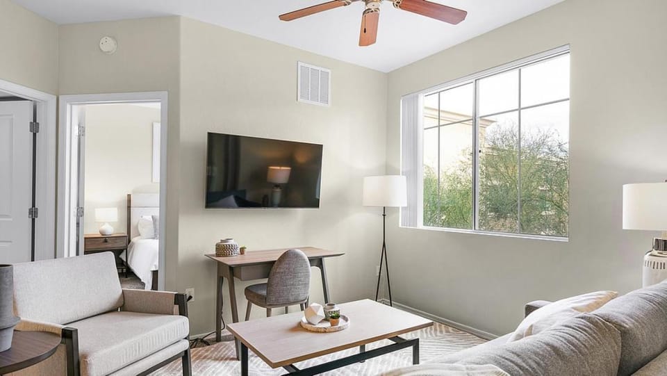 Landing Modern Apartment with Amazing Amenities (ID8404X14) Apartment in Tortolita