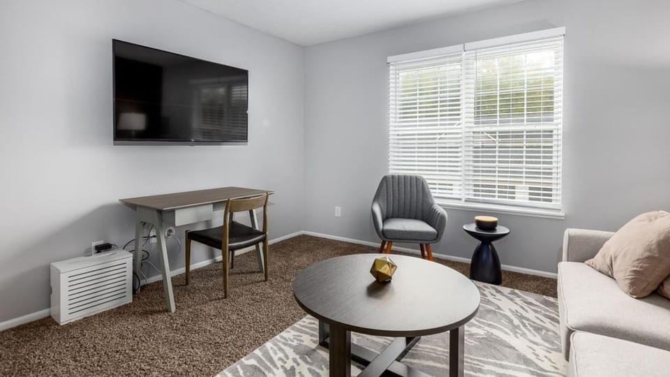 Landing Modern Apartment with Amazing Amenities (ID7750X07) Apartment in Ohio
