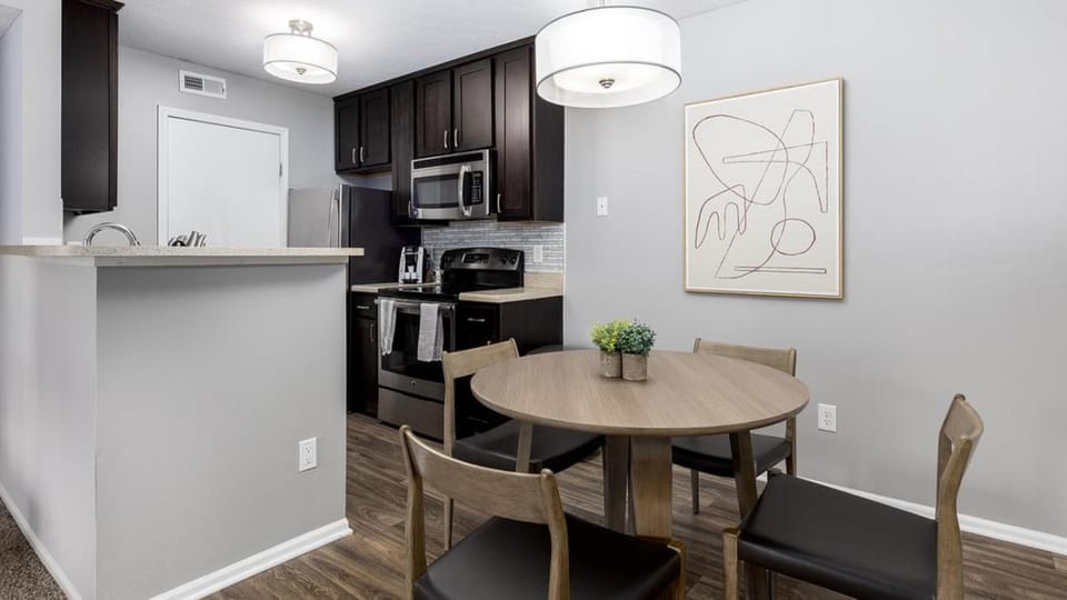 Landing Modern Apartment with Amazing Amenities (ID7750X07) Apartment in Ohio