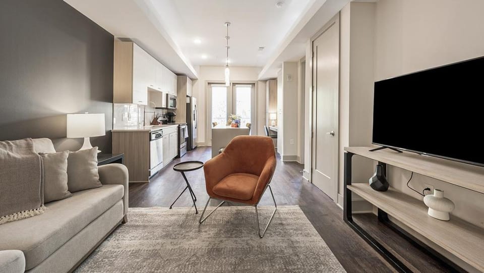 Landing Modern Apartment with Amazing Amenities (ID6201X07) Apartment in Nashville