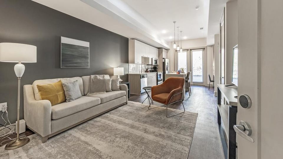 Landing Modern Apartment with Amazing Amenities (ID6201X07) Apartment in Nashville