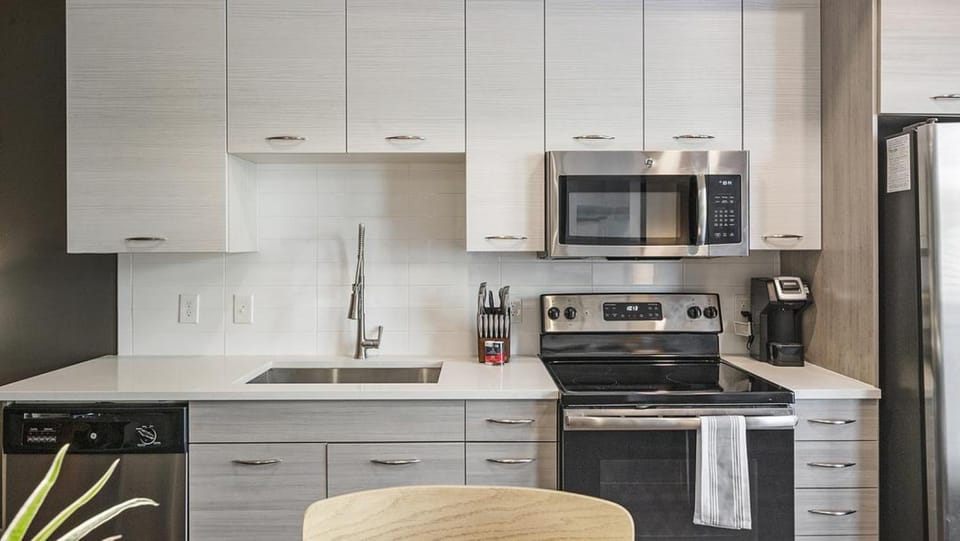 Landing Modern Apartment with Amazing Amenities (ID6201X07) Apartment in Nashville
