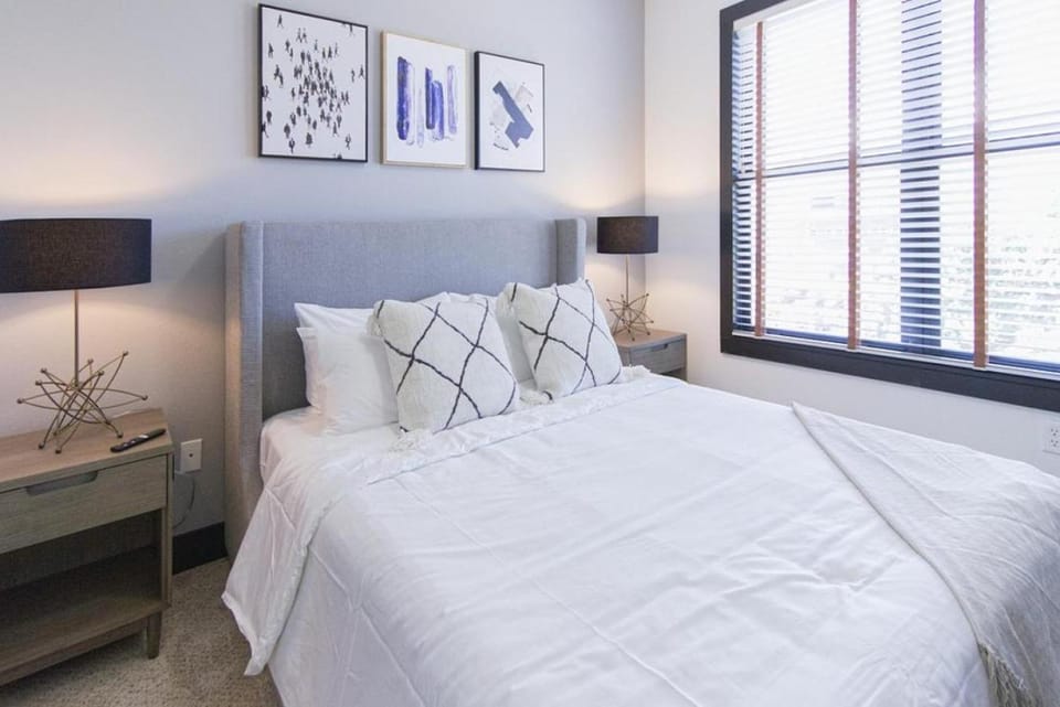 Landing Modern Apartment with Amazing Amenities (ID5101X94) Apartment in St Petersburg