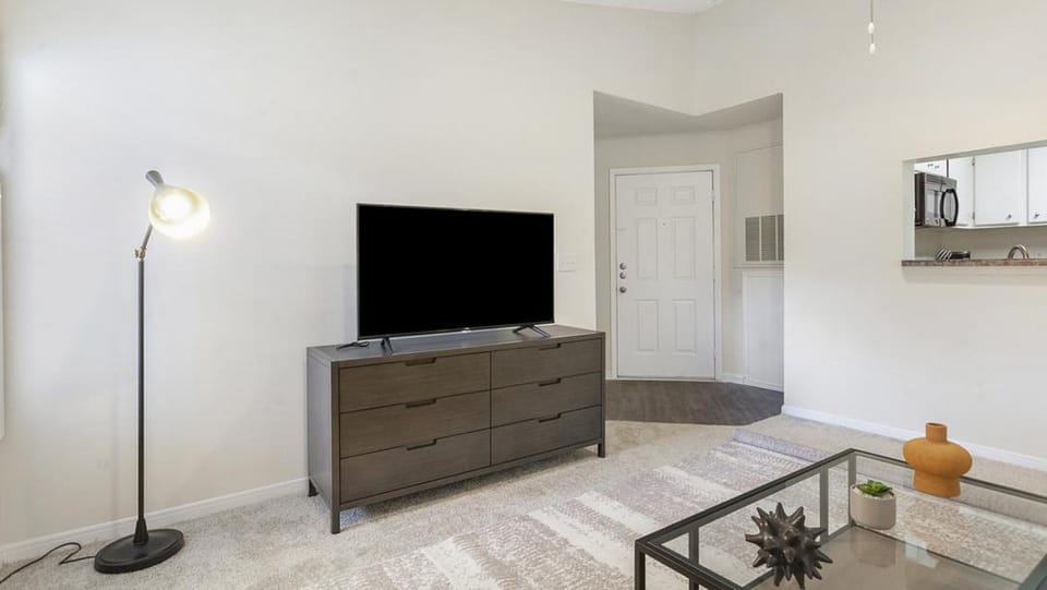 Landing Modern Apartment with Amazing Amenities (ID9374X40) Apartment in Winston-Salem