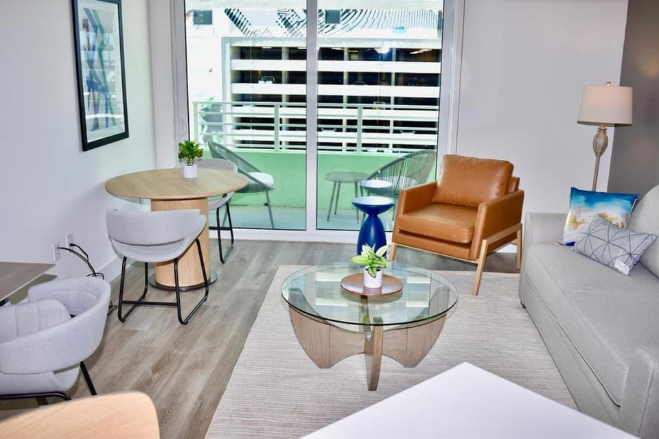 Landing Modern Apartment with Amazing Amenities (ID2666X16) Apartment in Fort Lauderdale