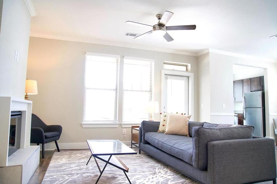 Landing Modern Apartment with Amazing Amenities (ID2044X40) Apartment in Black Forest