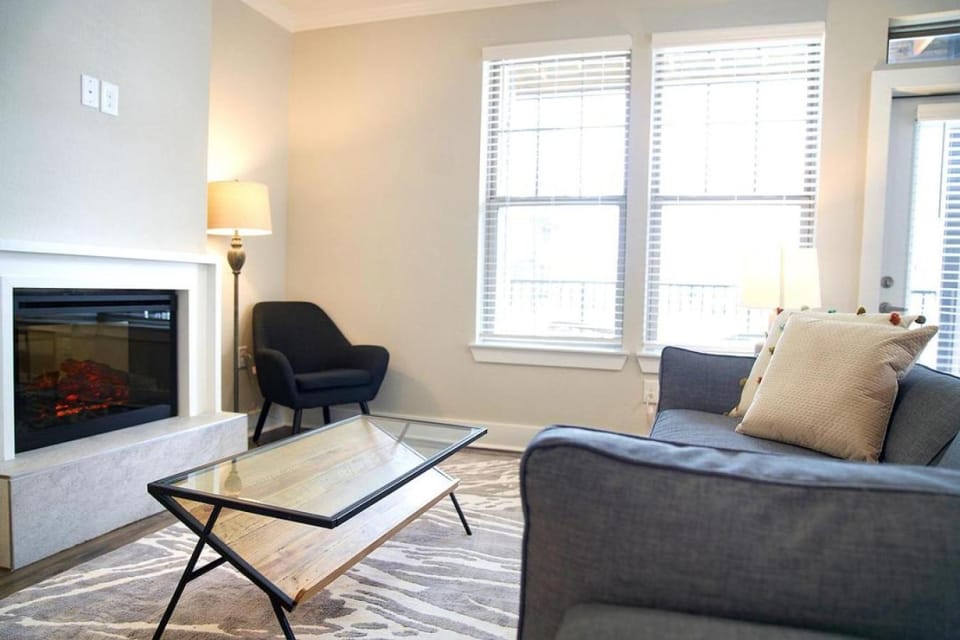 Landing Modern Apartment with Amazing Amenities (ID2044X40) Apartment in Black Forest