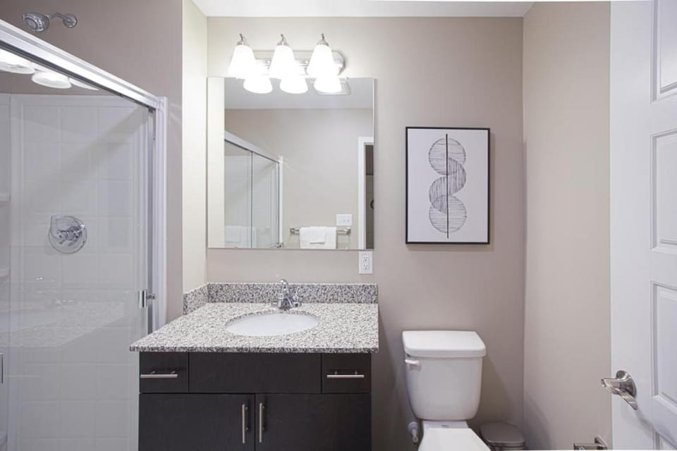 Landing Modern Apartment with Amazing Amenities (ID5009X61) Apartment in Fort Wayne