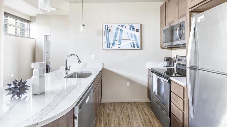 Landing Modern Apartment with Amazing Amenities (ID1222X079) Apartment in Omaha