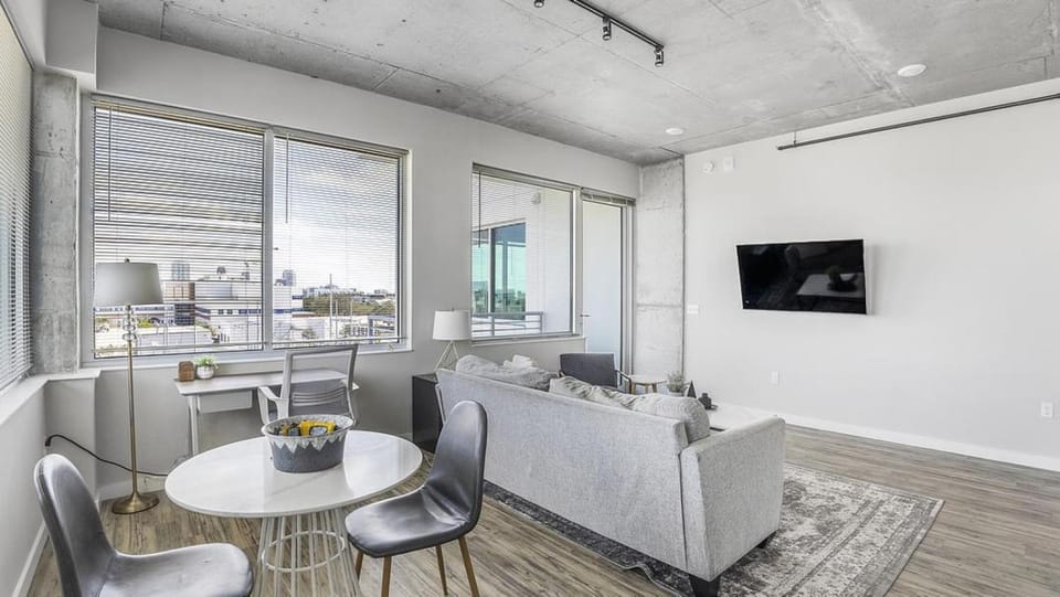 Landing Modern Apartment with Amazing Amenities (ID2344X96) Apartment in St Petersburg
