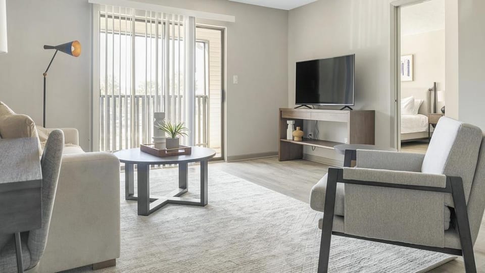 Landing Modern Apartment with Amazing Amenities (ID3439X68) Apartment in Huntsville
