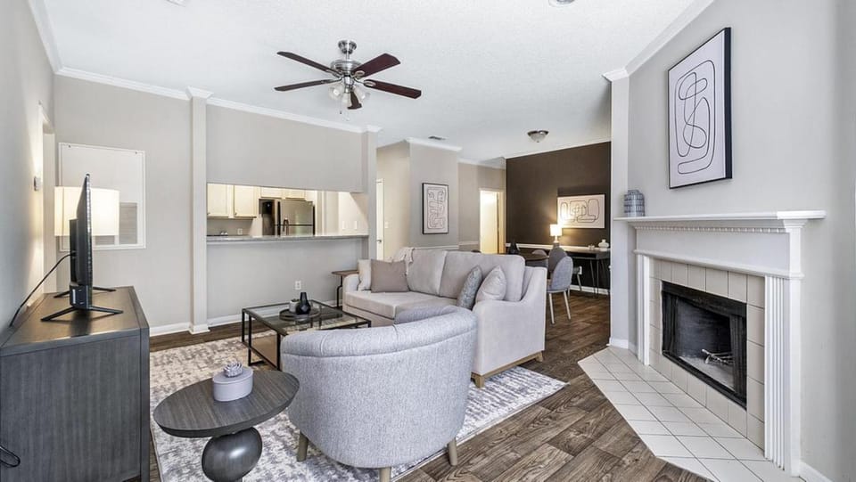 Landing Modern Apartment with Amazing Amenities (ID9997X84) Apartment in Vestavia Hills