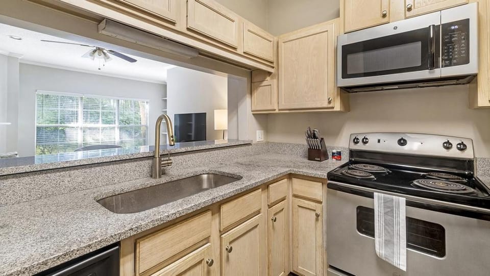 Landing Modern Apartment with Amazing Amenities (ID9997X84) Apartment in Vestavia Hills