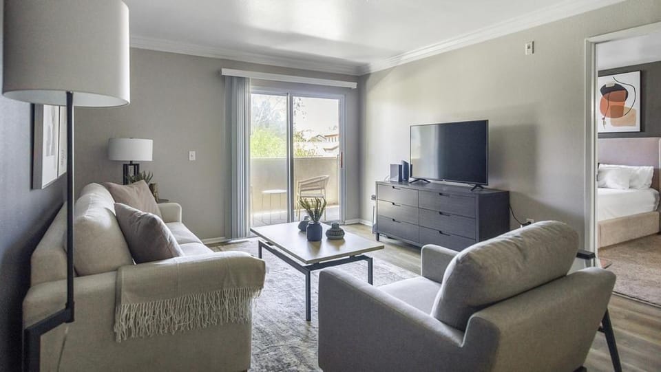 Landing Modern Apartment with Amazing Amenities (ID9904X36) Apartment in Moreno Valley