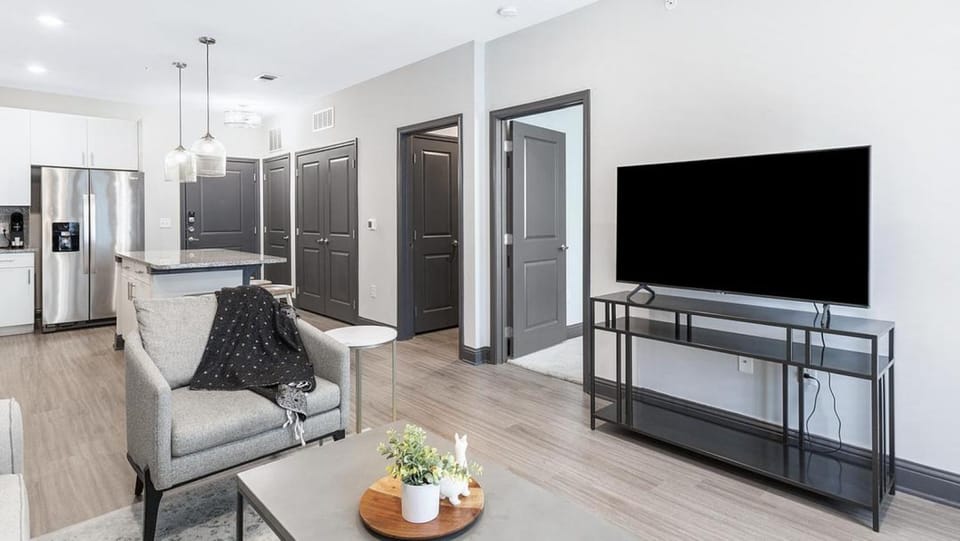 Landing Modern Apartment with Amazing Amenities (ID2094X86) Apartment in Fort Worth