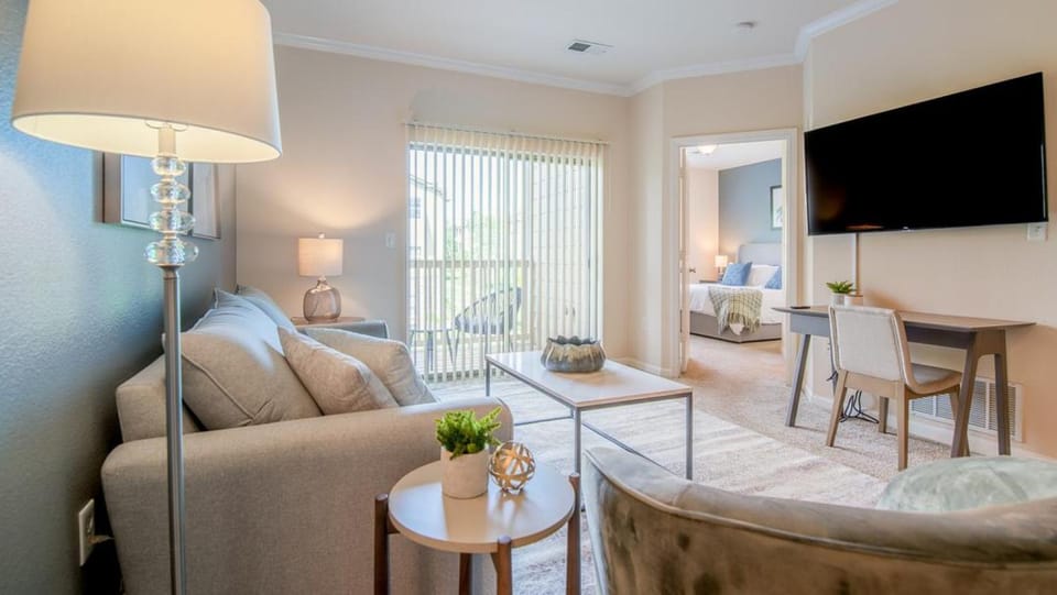 Landing Modern Apartment with Amazing Amenities (ID6011X72) Apartment in Fort Collins