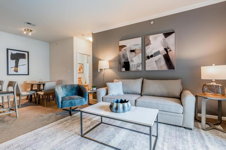 Landing Modern Apartment with Amazing Amenities (ID6011X72) Apartment in Fort Collins