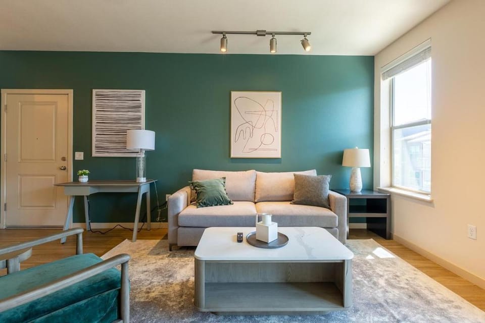 Landing Modern Apartment with Amazing Amenities (ID6799) Apartment in West Sacramento