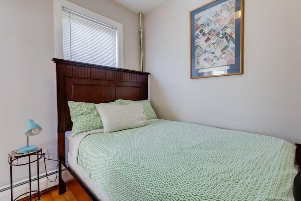 NEW! Boston Condo Near MBTA, 3 Mi to Fenway! (U2) Apartment in Boston