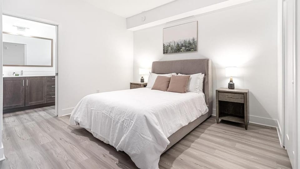 Landing Modern Apartment with Amazing Amenities (ID7967X26) Apartment in Fort Myers