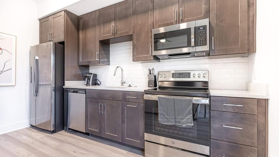Landing Modern Apartment with Amazing Amenities (ID7967X26) Apartment in Fort Myers