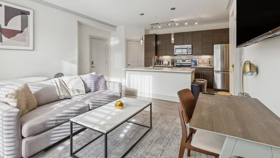 Landing Modern Apartment with Amazing Amenities (ID4420X29) Apartment in Short Pump