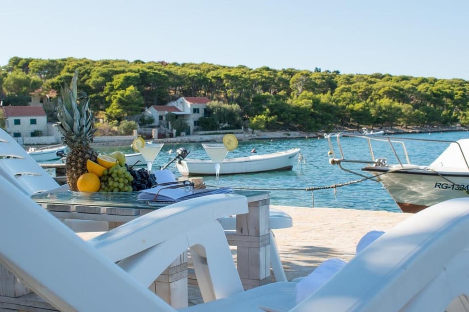 Location, children, Family