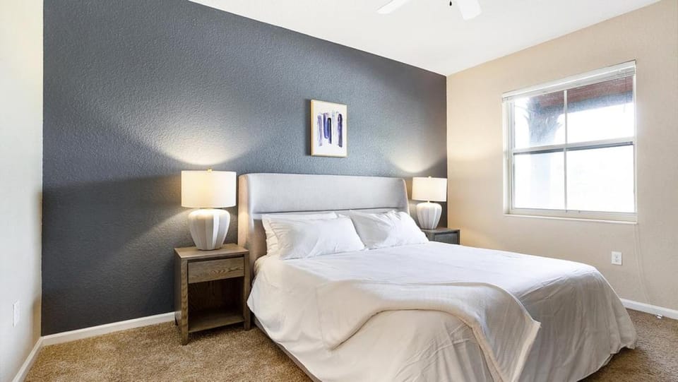 Landing Modern Apartment with Amazing Amenities (ID9082X96) Apartment in West Palm Beach