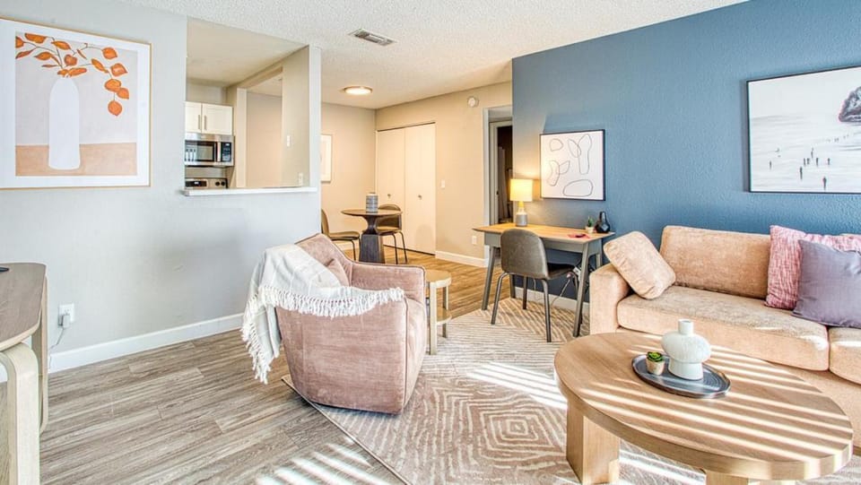 Landing Modern Apartment with Amazing Amenities (ID8221X58) Apartment in Casas Adobes
