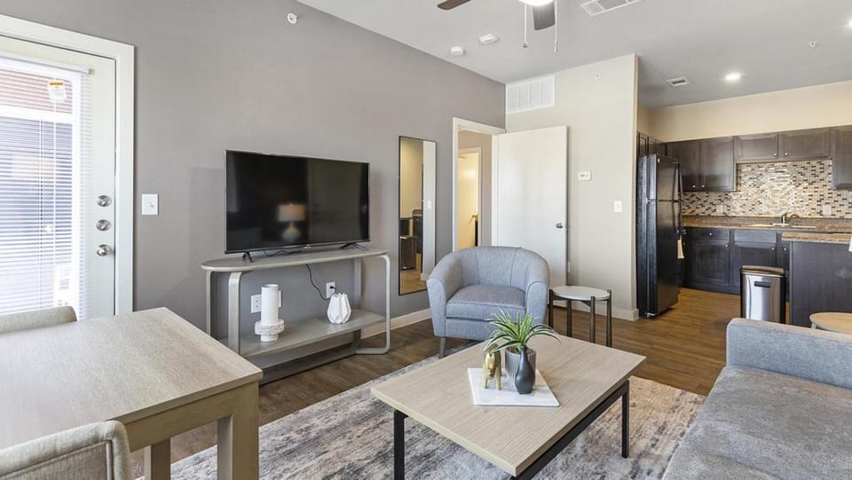 Landing Modern Apartment with Amazing Amenities (ID9682X40) Apartment in San Antonio