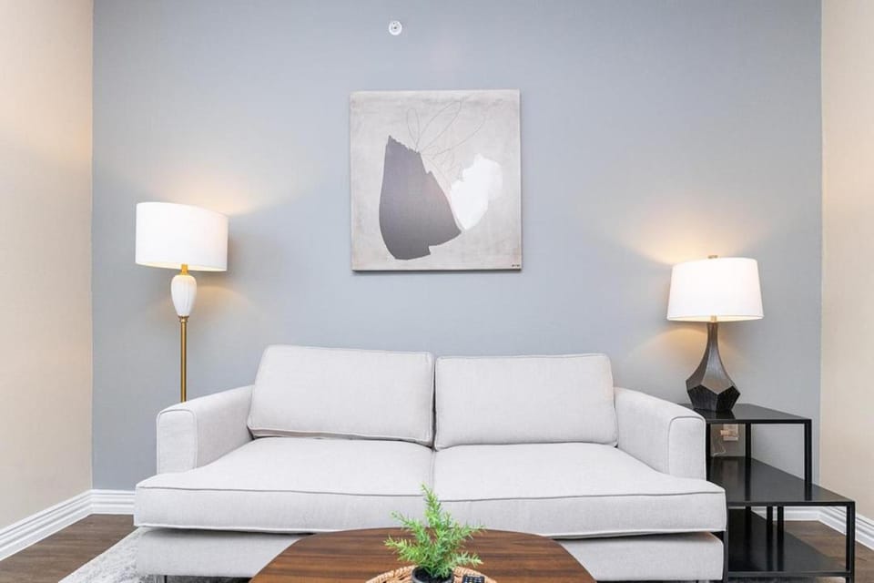 Landing Modern Apartment with Amazing Amenities (ID3883) Apartment in Addison