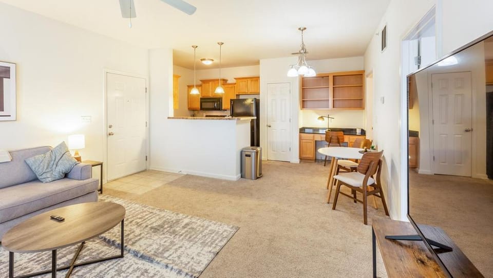 Landing Modern Apartment with Amazing Amenities (ID3811X44) Apartment in Lexington