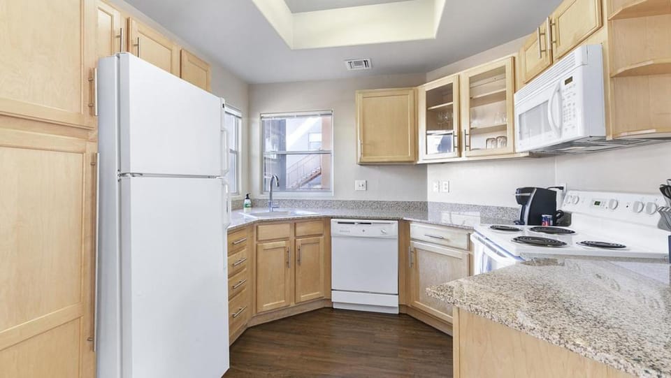 Landing Modern Apartment with Amazing Amenities (ID7769X09) Apartment in Tortolita