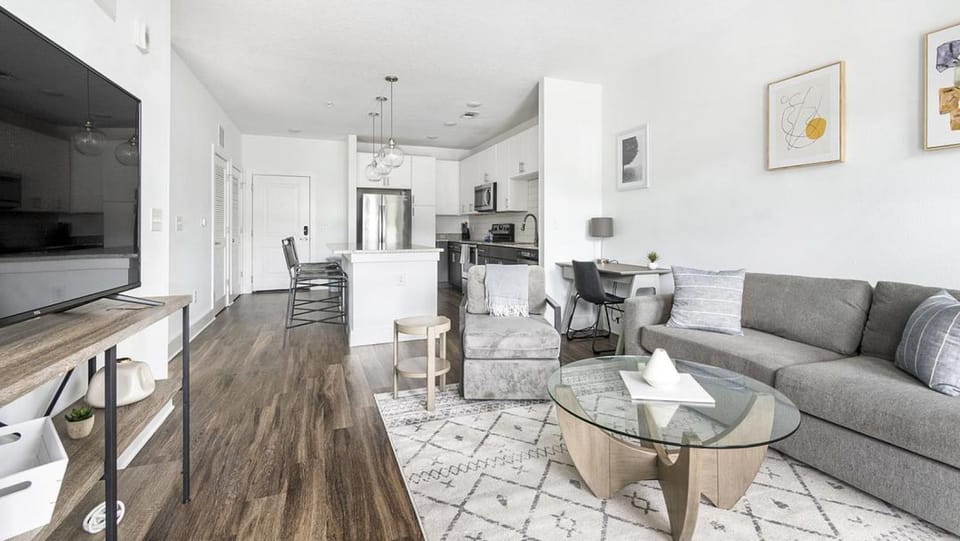 Landing Modern Apartment with Amazing Amenities (ID3000X19) Apartment in Jacksonville